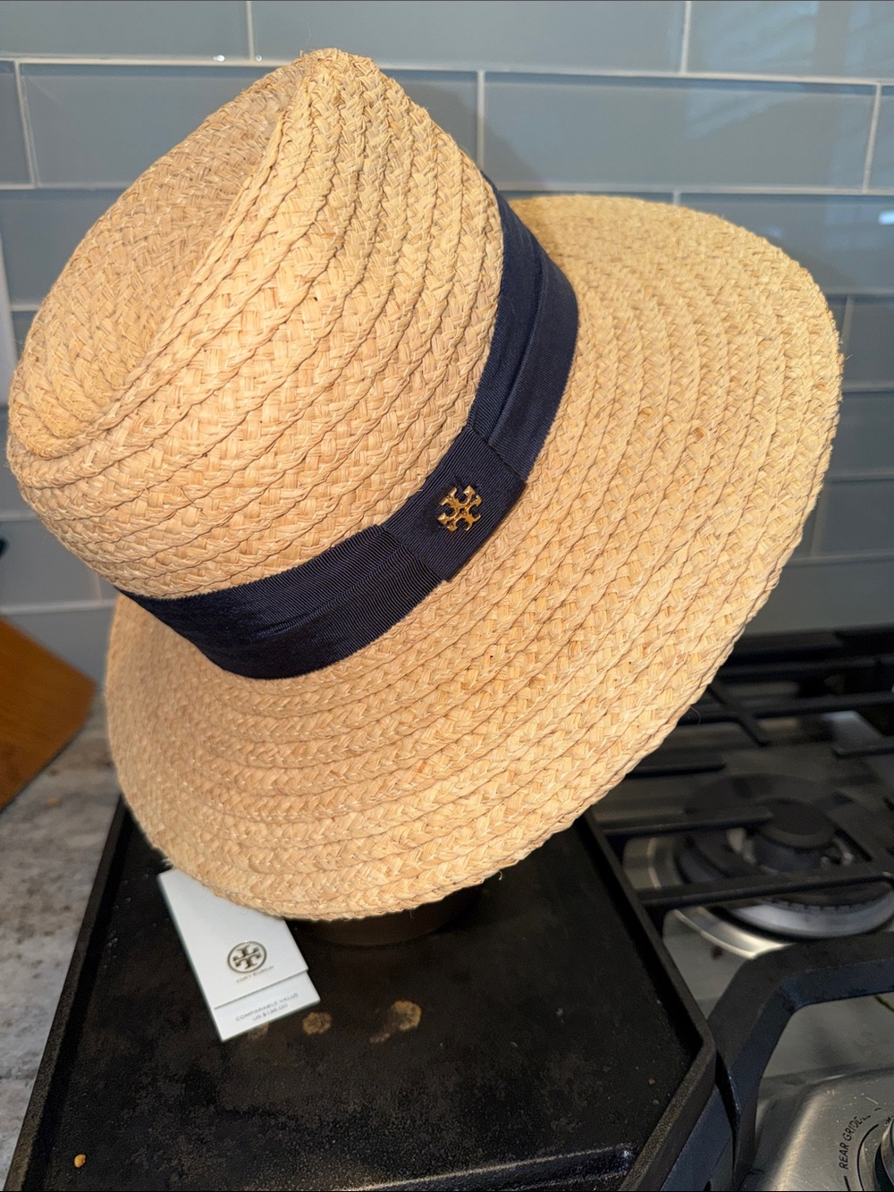 NWT Tory Burch fedora Sun Hat with black Ribbon measurements in photos
